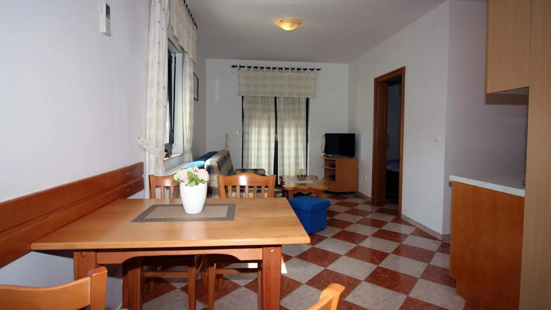 Apartmani Amado/Lozic Zára Apartman