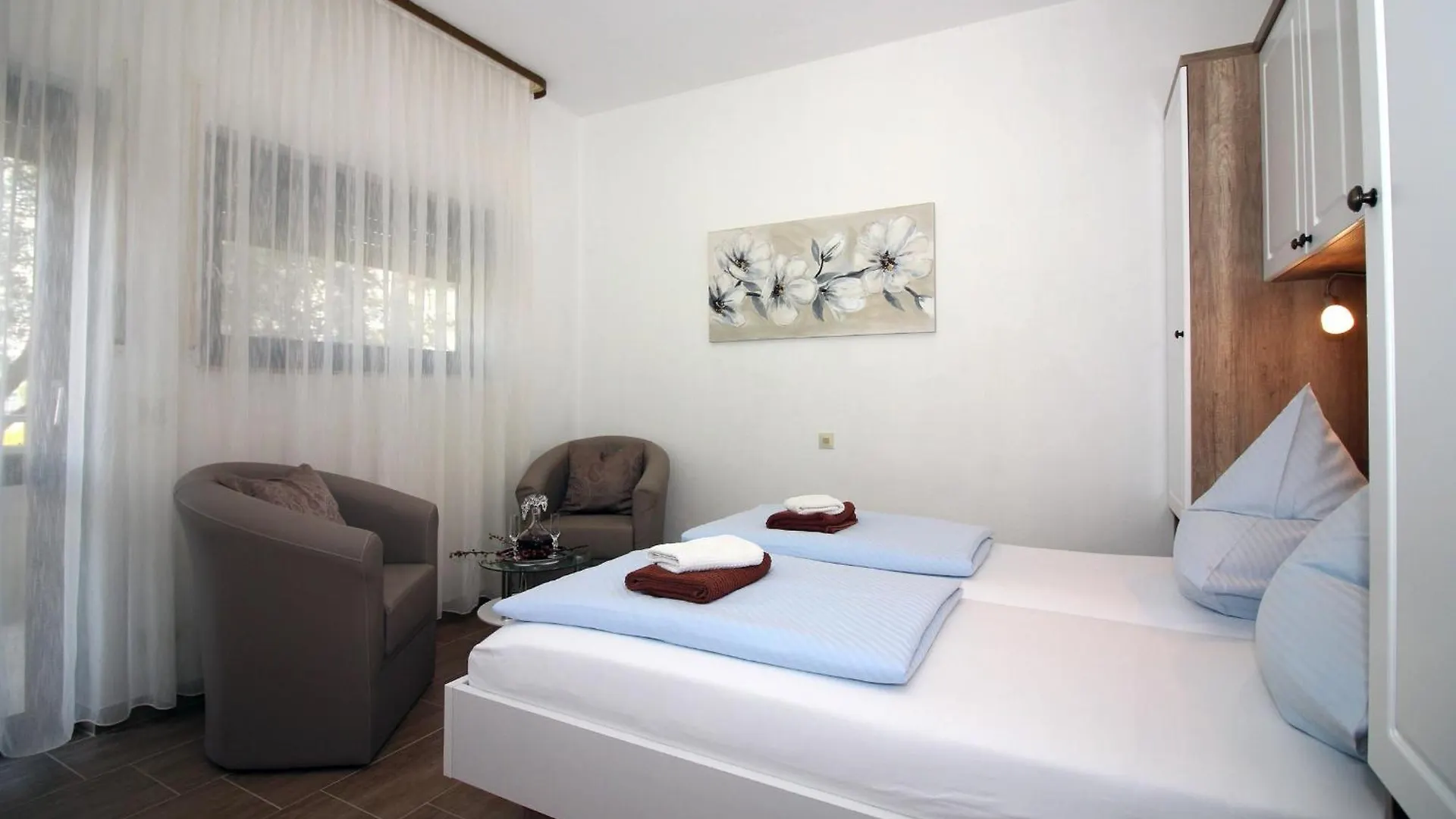 Apartmani Amado/Lozic Zára Apartman