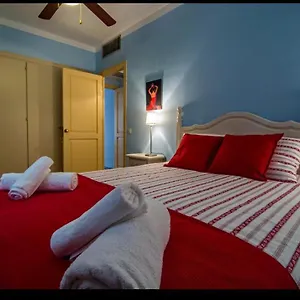 luxury-apartment-in-plaza-alfaro.es-andalucia.com/